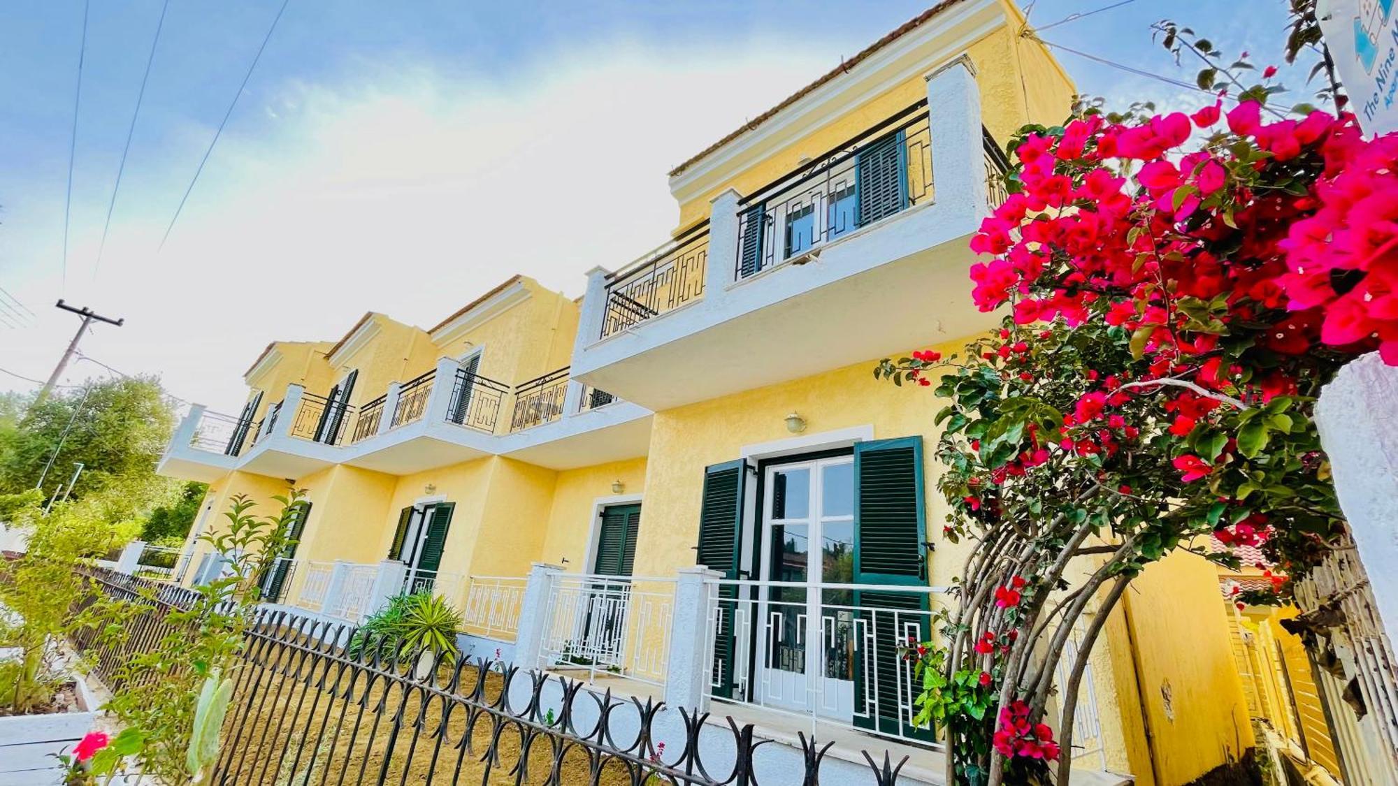 Kavos Aparthotel Экстерьер фото
